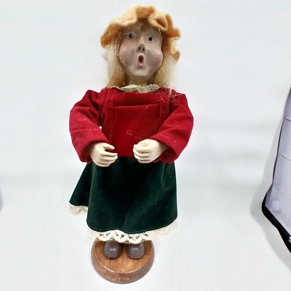 Vintage Christmas Caroler Girl Doll Red Green Velvet Dress‎ Holiday Wooden Base